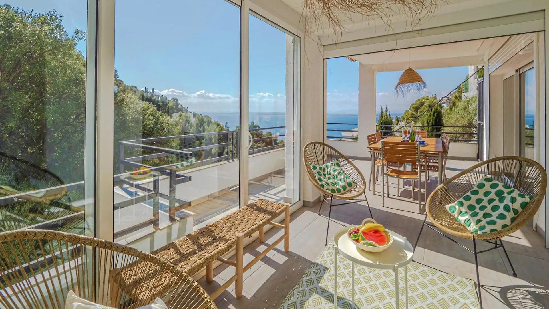 Apartment With Private Pool Roses 0*,