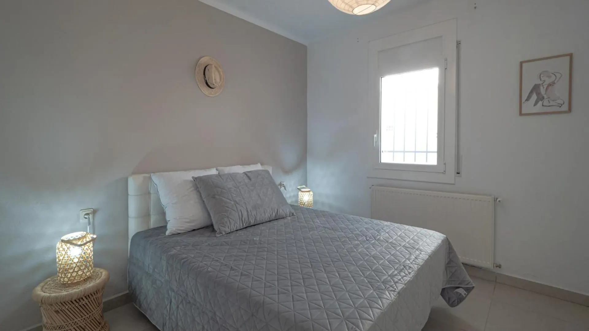 Apartment With Private Pool Roses 0*,