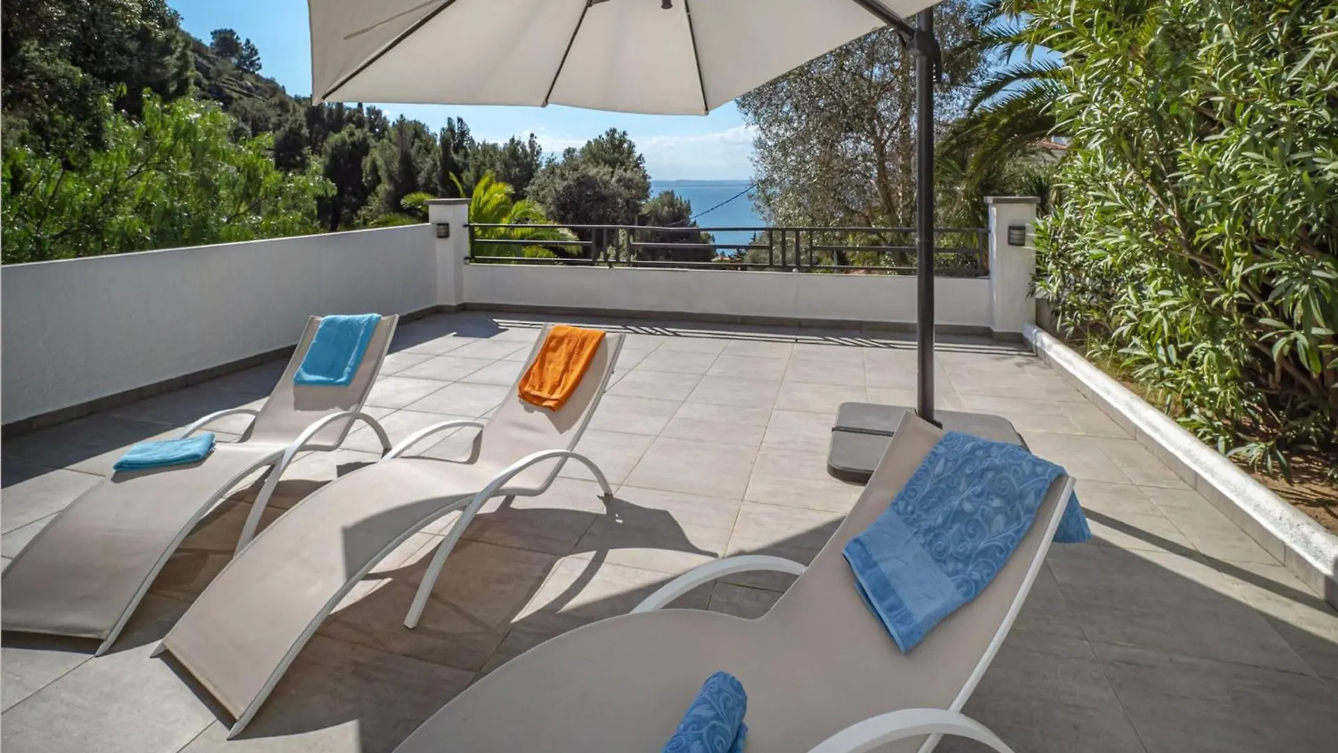 Casa vacanze Apartment With Private Pool Roses